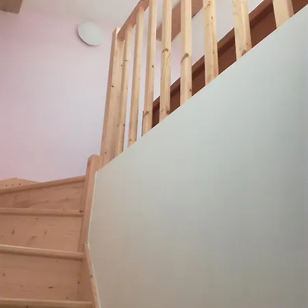 Apartman Dans Maison Face A La 2ch Hyères